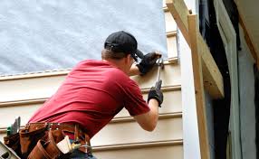 Siding Removal and Disposal in Carbon Hill, AL